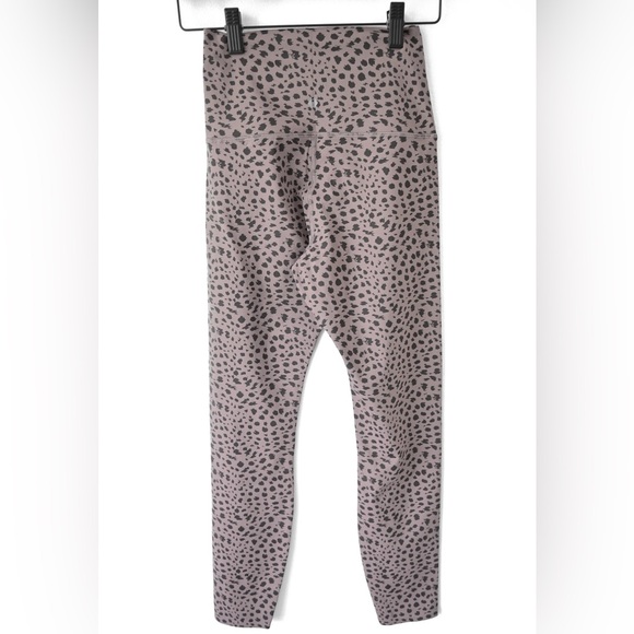 TAVI High Waisted 7/8 Legging NWT - Picture 8 of 9